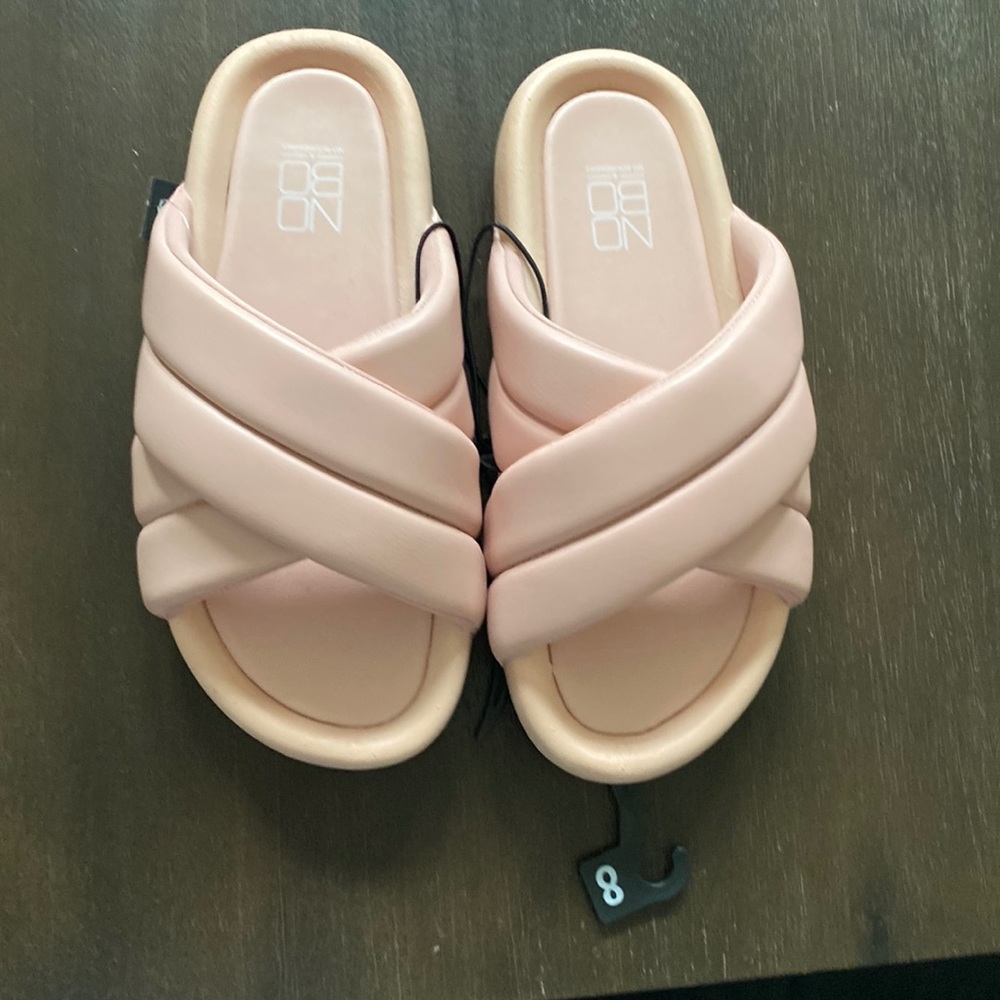 Women slippers
